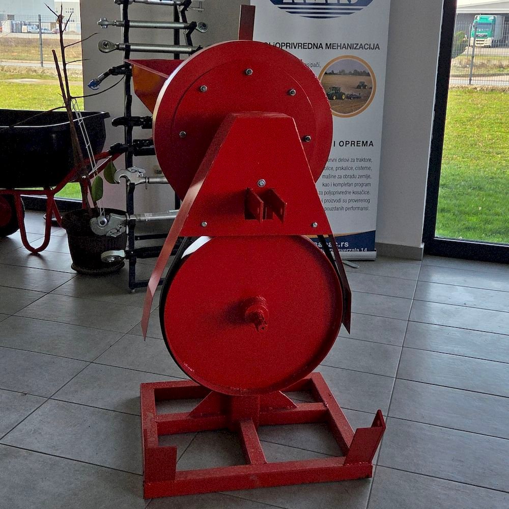 Mlin traktorski - Slika 3